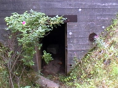 Der Eingang zum Brunnenbunker