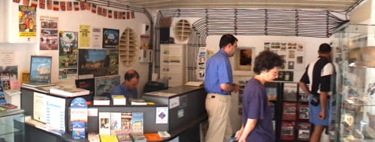 Eingangsbereich mit Kasse