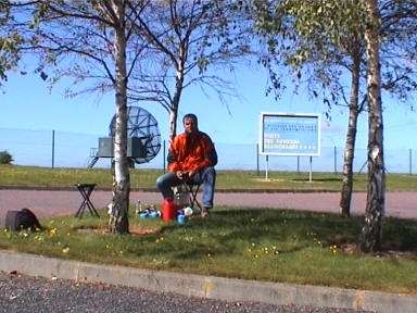 vor dem geschlossenem Radarmuseum